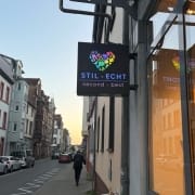 Außenansicht des Secondhandladens Stil-Echt Second-Best